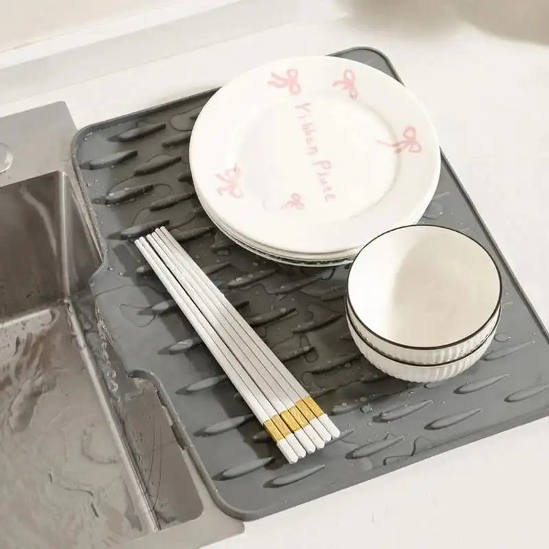 No-Spill Kitchen Drying Mat